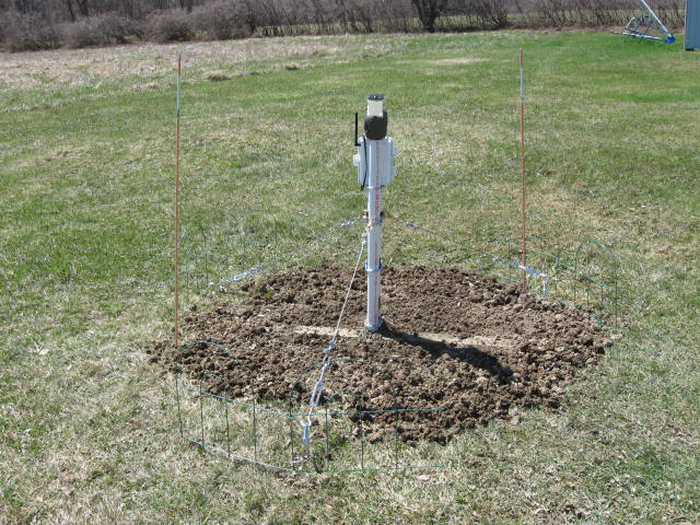 Davis Leaf/Soil Station